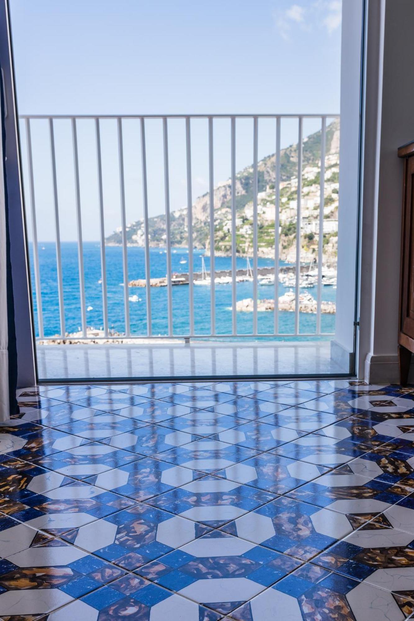 Hotel Marina Riviera Amalfi Exterior foto